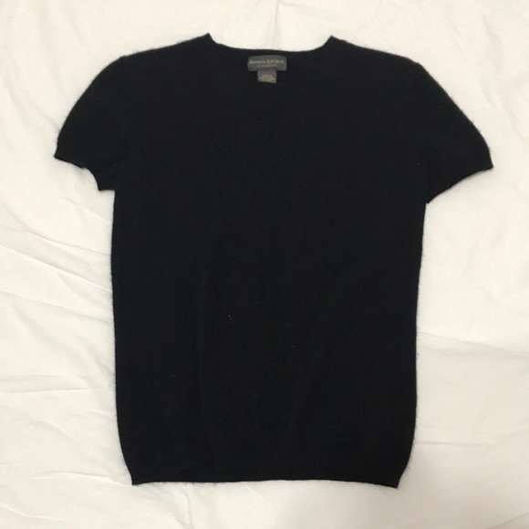 100% Cashmere Banana Republic Top - Picture 1 of 2